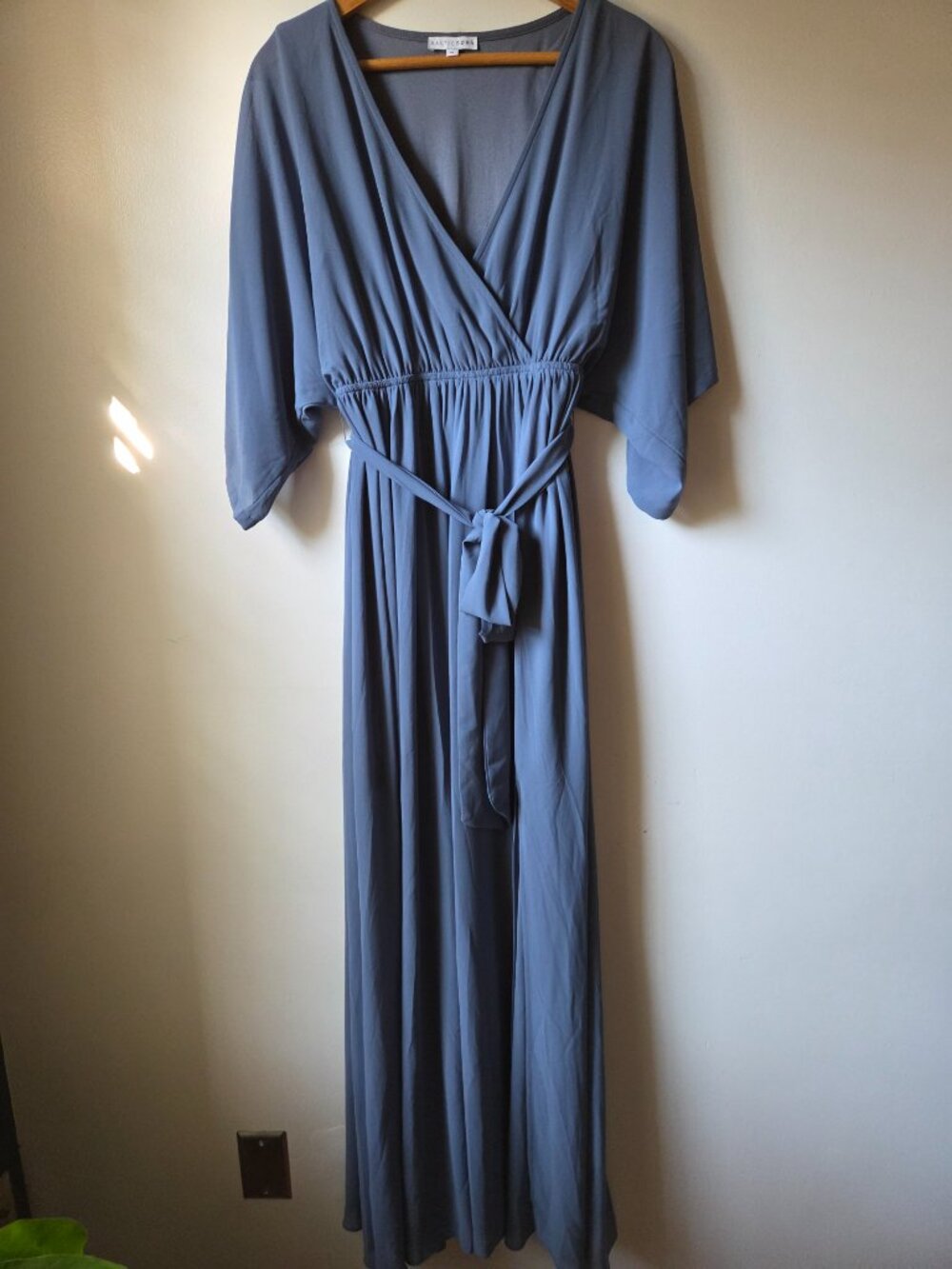 EUC LIKE NEW BALTIC BORN POWDERED BLUE V SURPLICE NECK MAXI DRESS BELTED SZ M